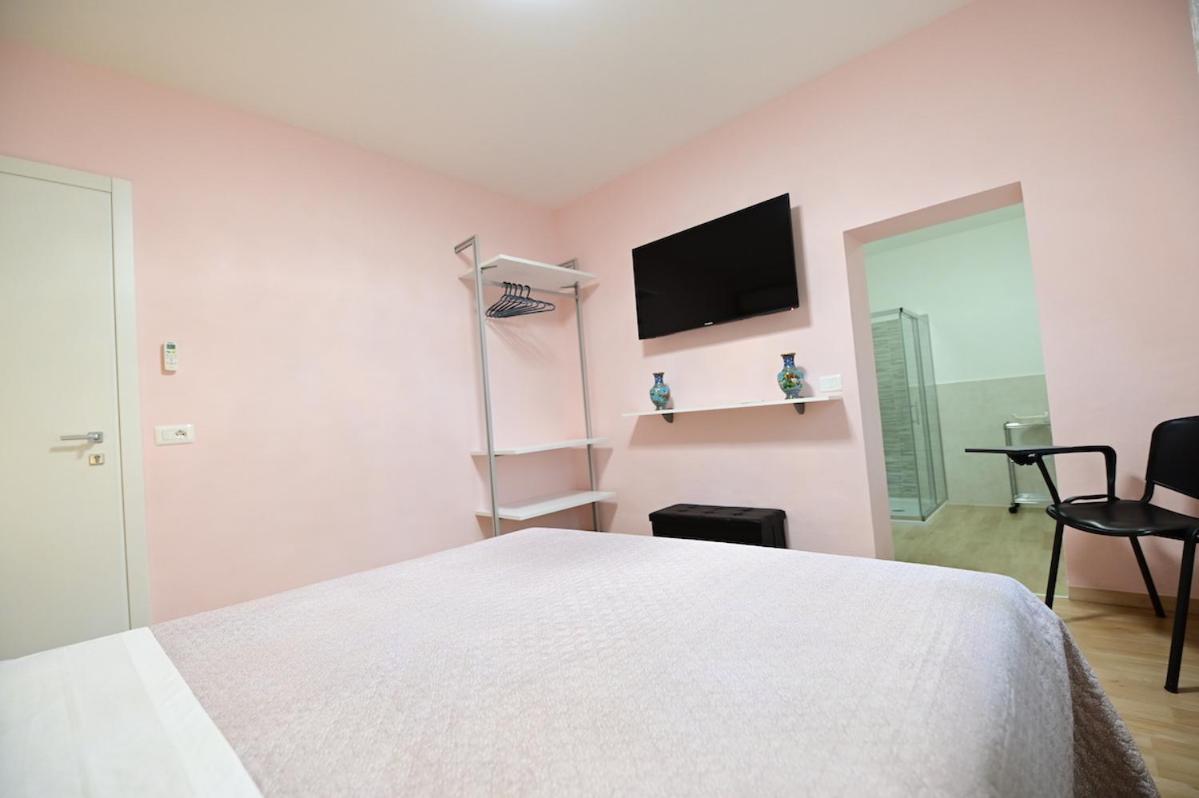 알쎄비아 La Casa Di Odessa B&B 외부 사진